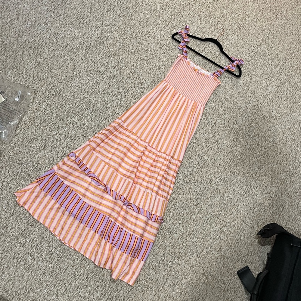 Dolan Maxi